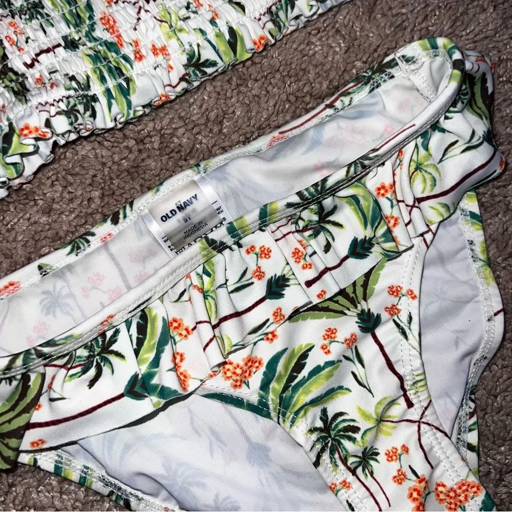 Old Navy Ruched Bikini Toddler Tropical Two Piece Size 5T